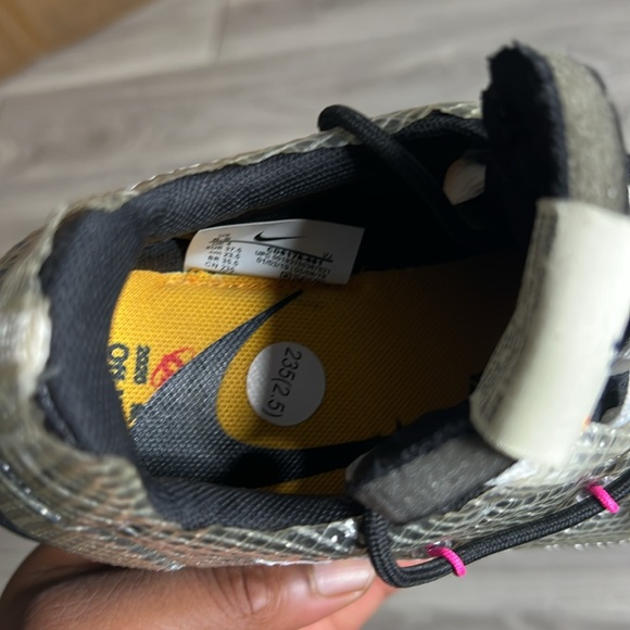 Off White Nike Vapor Street Black Laser Fushsia (6.5) - Picture 13 of 14